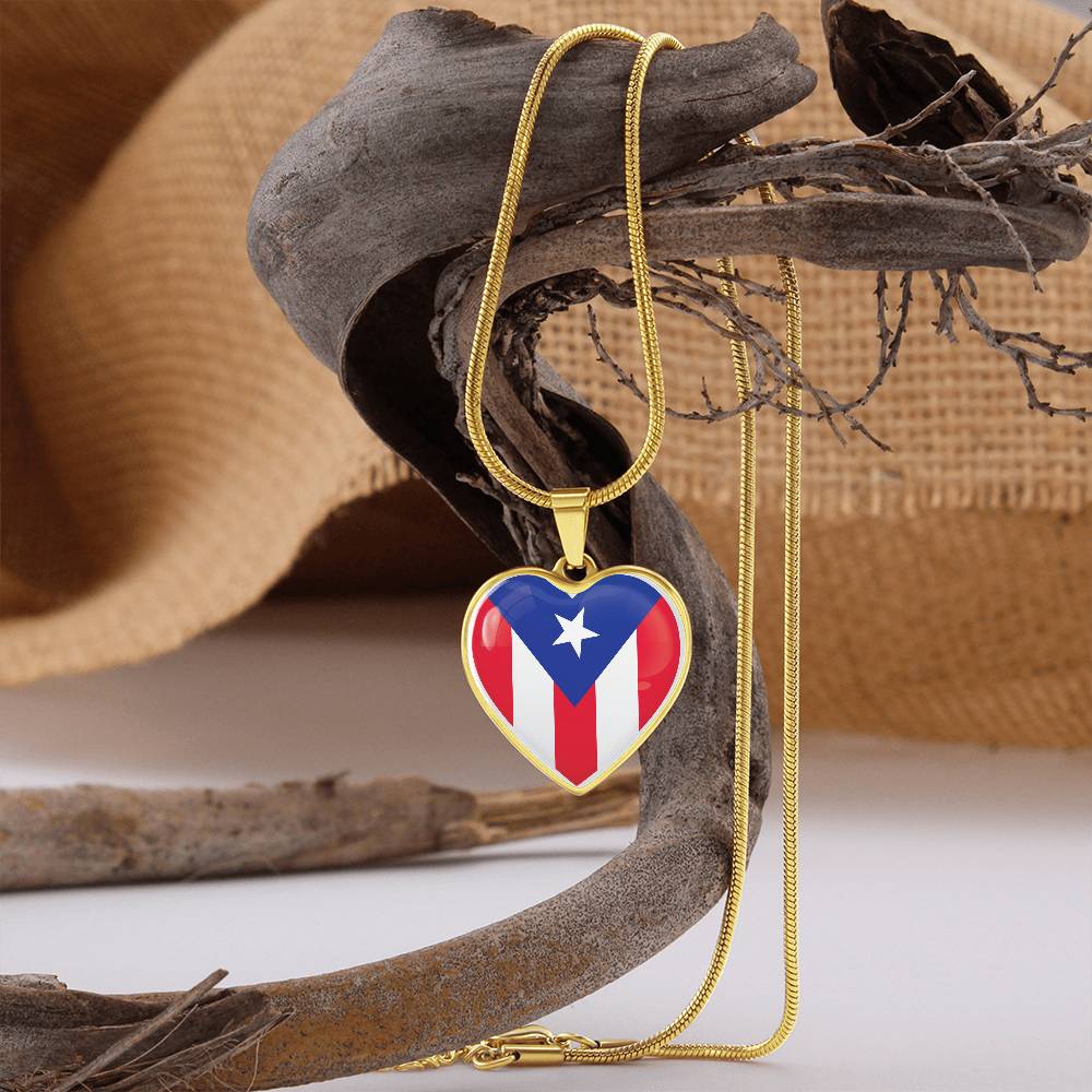 Collar de Bandera de Corazon